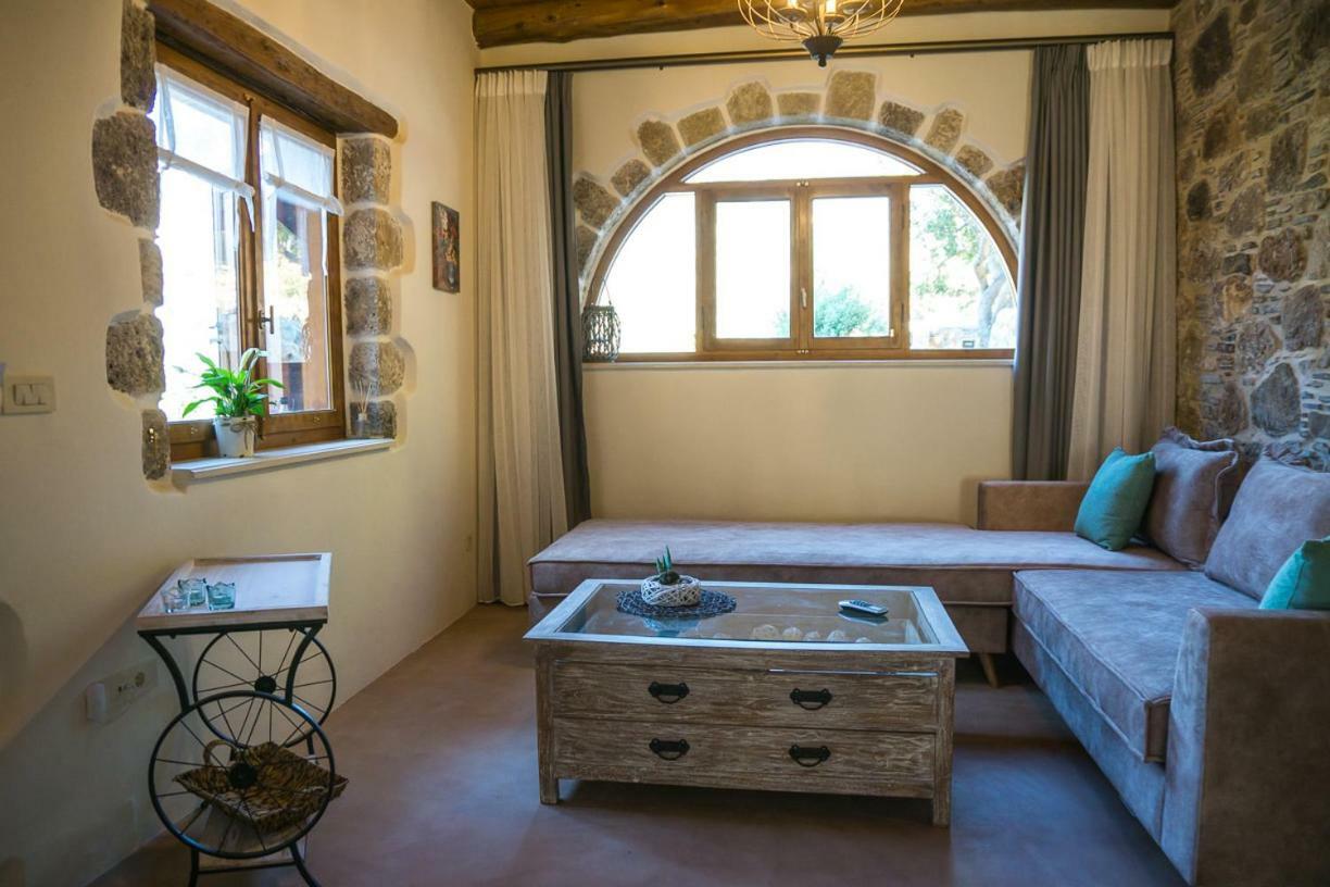 דירות סוג'יה To Spiti Mas מראה חיצוני תמונה