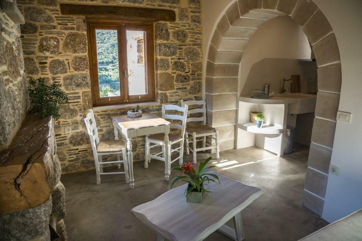דירות סוג'יה To Spiti Mas מראה חיצוני תמונה